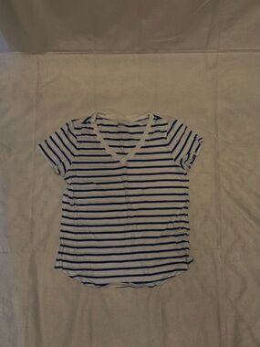 Old Navy Striped V-Neck Short Sleeve Top - Blue & White